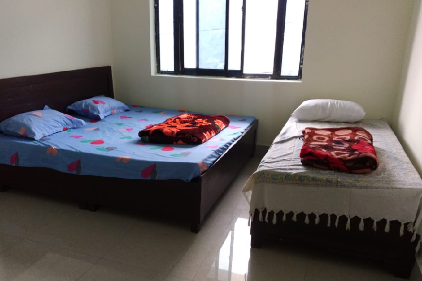 1 x Triple Bed Room